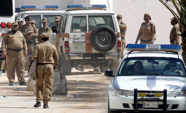 قتلا أمهما وأباهما وشقيقيهما وأحرقا جثثهم... جريمة بشعة تنتهي بالإعدام